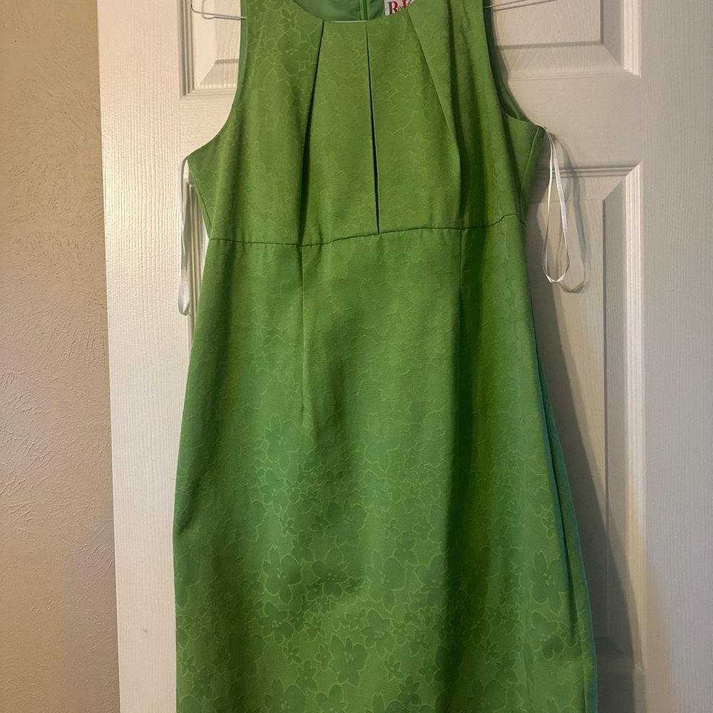 R & K Originals light green dress.